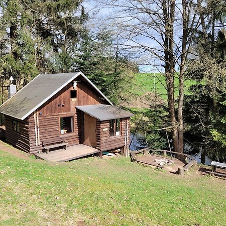 Srub Na Svahu Sjezdovky V Radvanicich Radvanice  Exterior photo