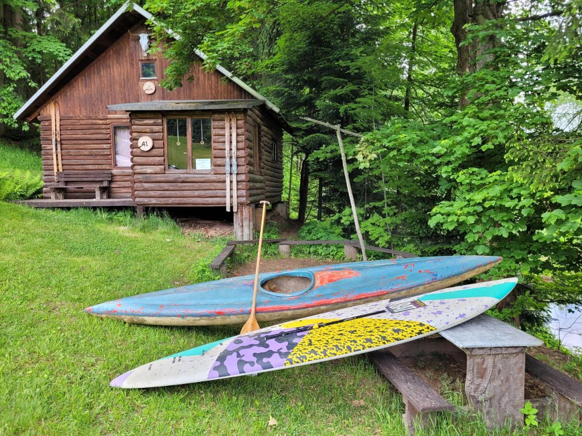 Srub Na Svahu Sjezdovky V Radvanicich Radvanice  Exterior photo