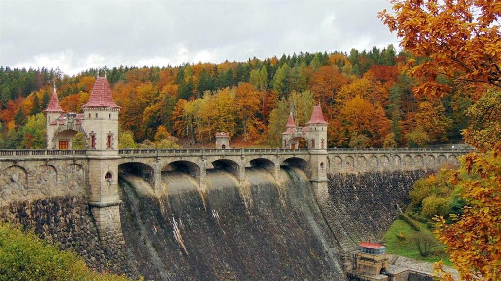 Srub Na Svahu Sjezdovky V Radvanicich Radvanice  Exterior photo